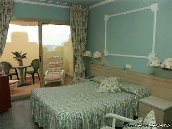 Hotel Celimar Сиджес